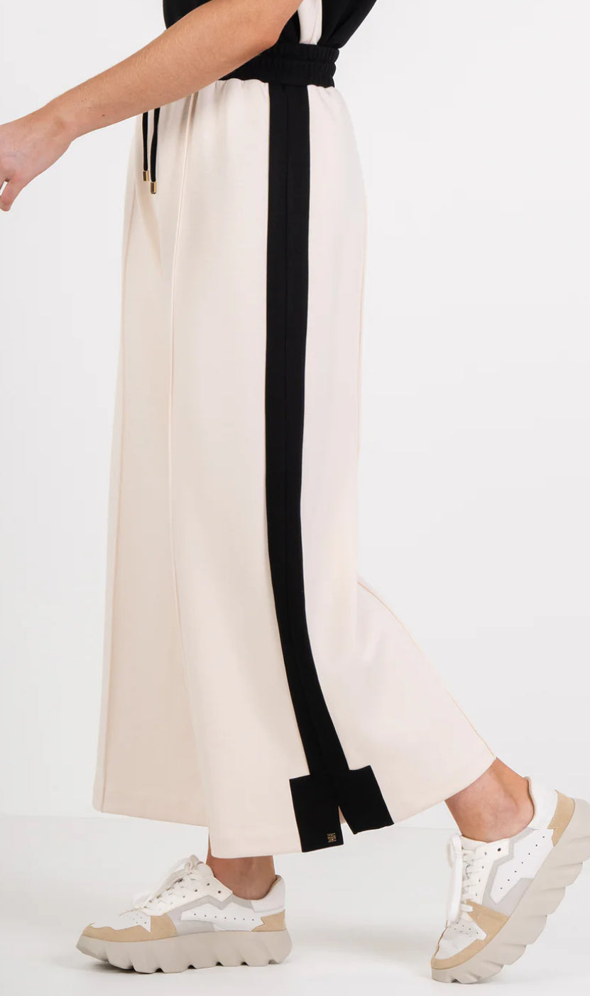 Teddy Crop Pant in Black Sand