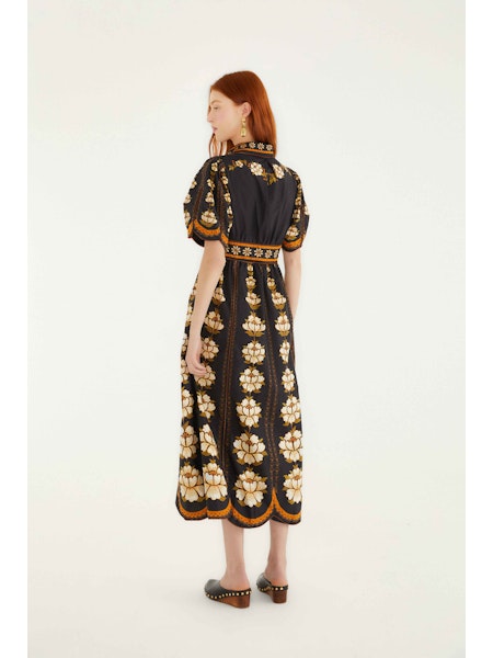 Midi Embroidered Flowers Dress in Black