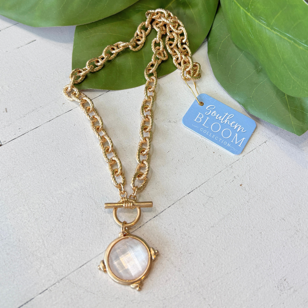 Belle Toggle Necklace Cream: Default Title