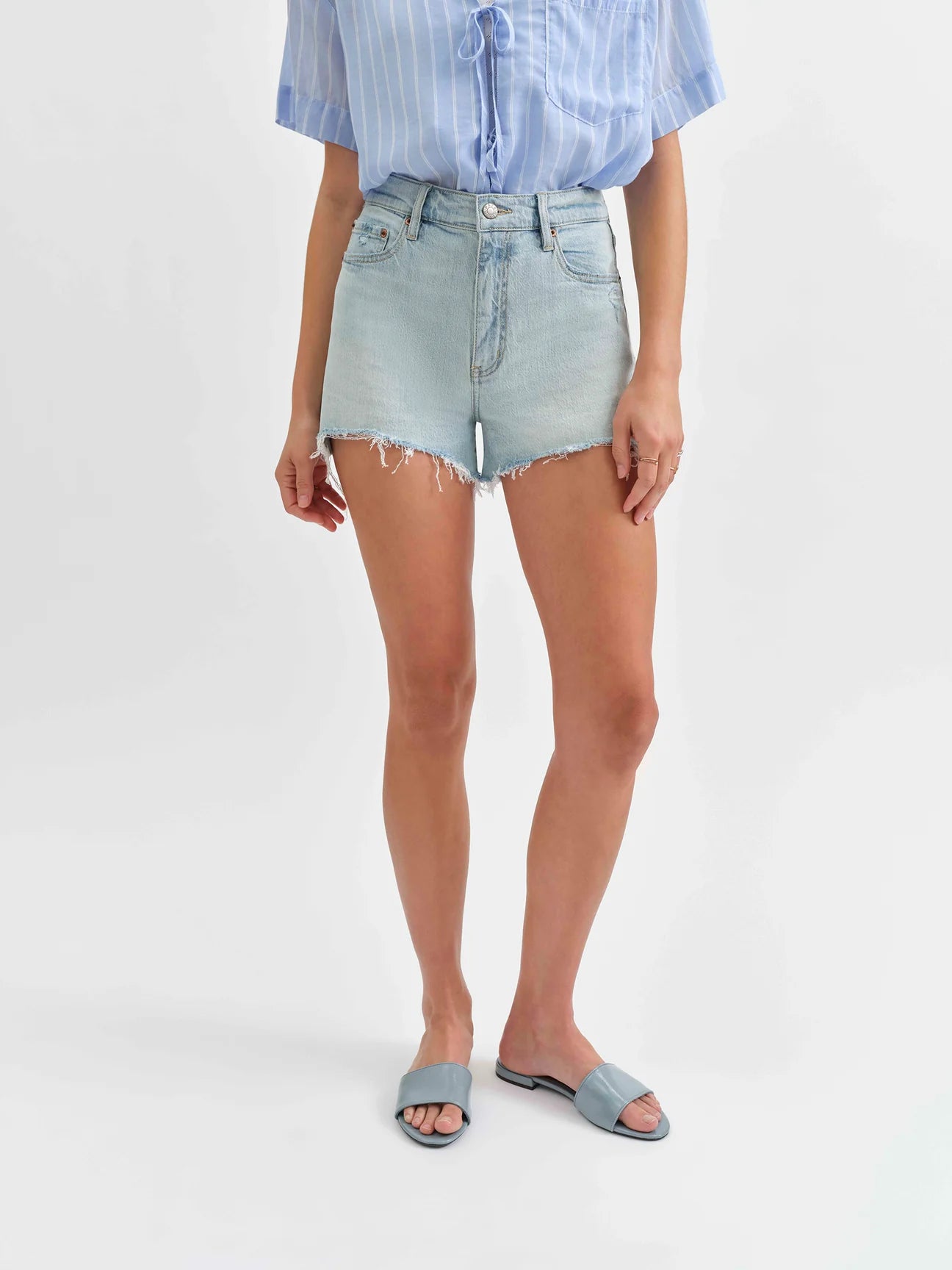 Troublemaker High Rise Short in Gifted Vintage