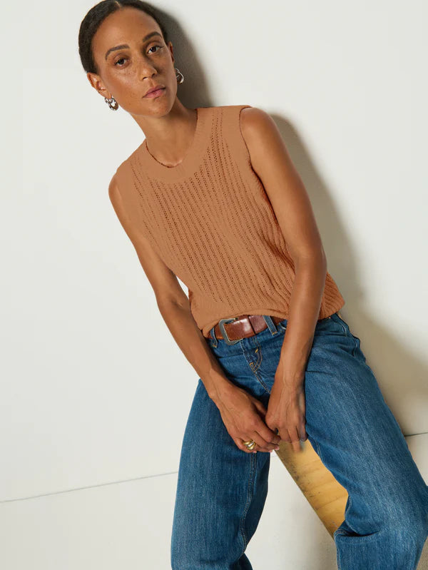 Elliana Pullover Vest in Praline