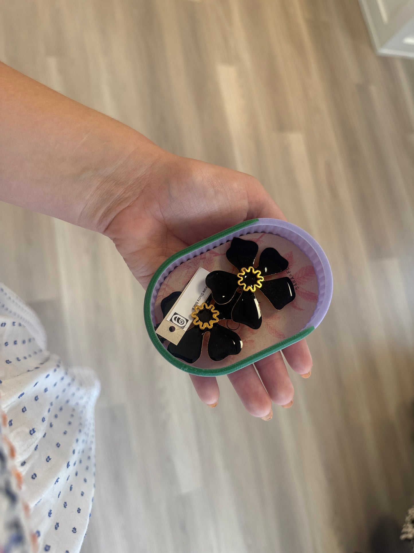 FINAL SALE Maxi Aurora Stud in Black