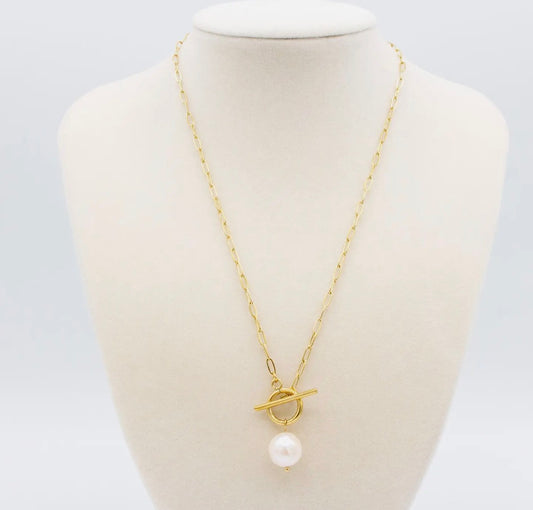Arden Drop Necklace with Pearl Pendant