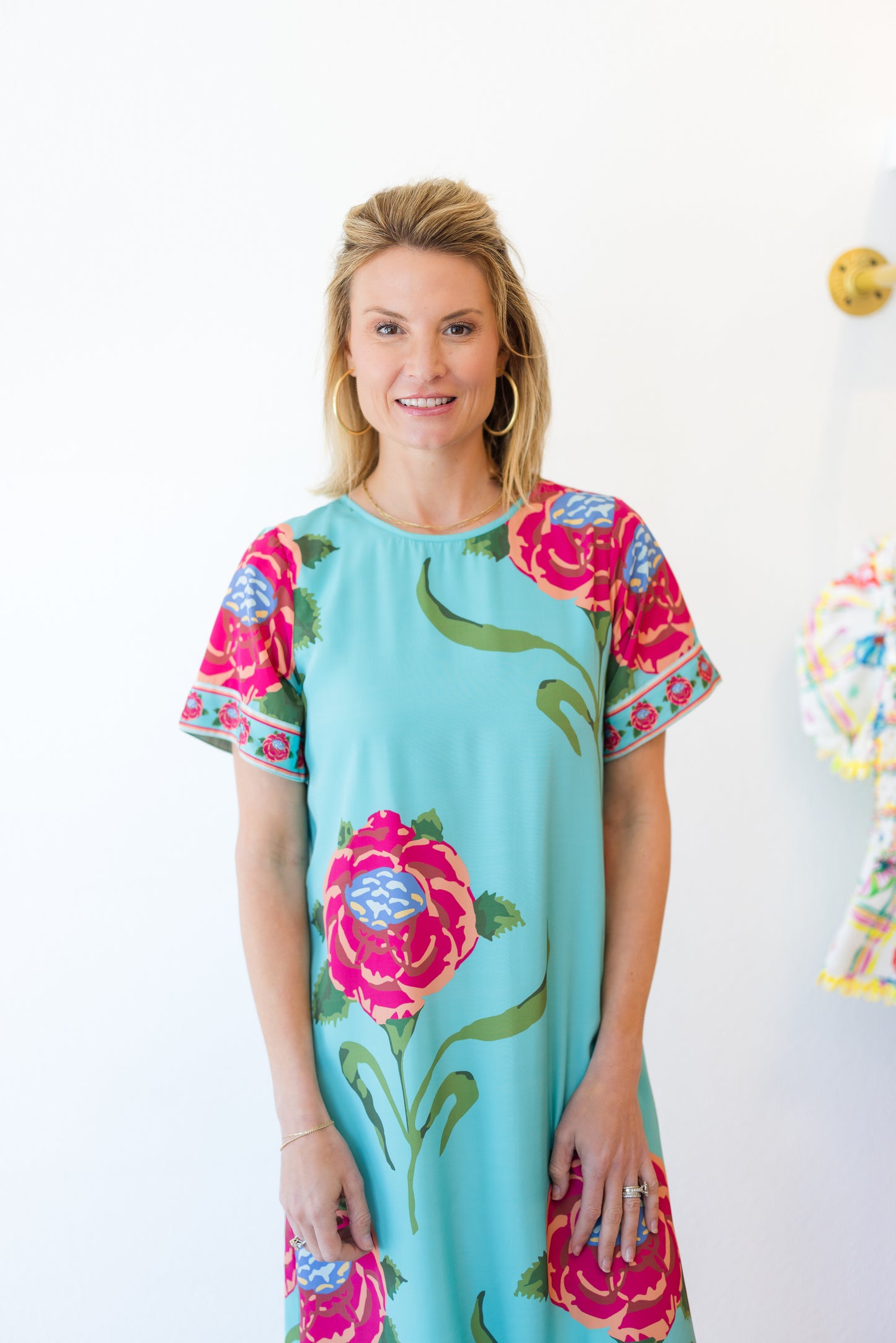 FINAL SALE Tess Midi Dress in Large Roses