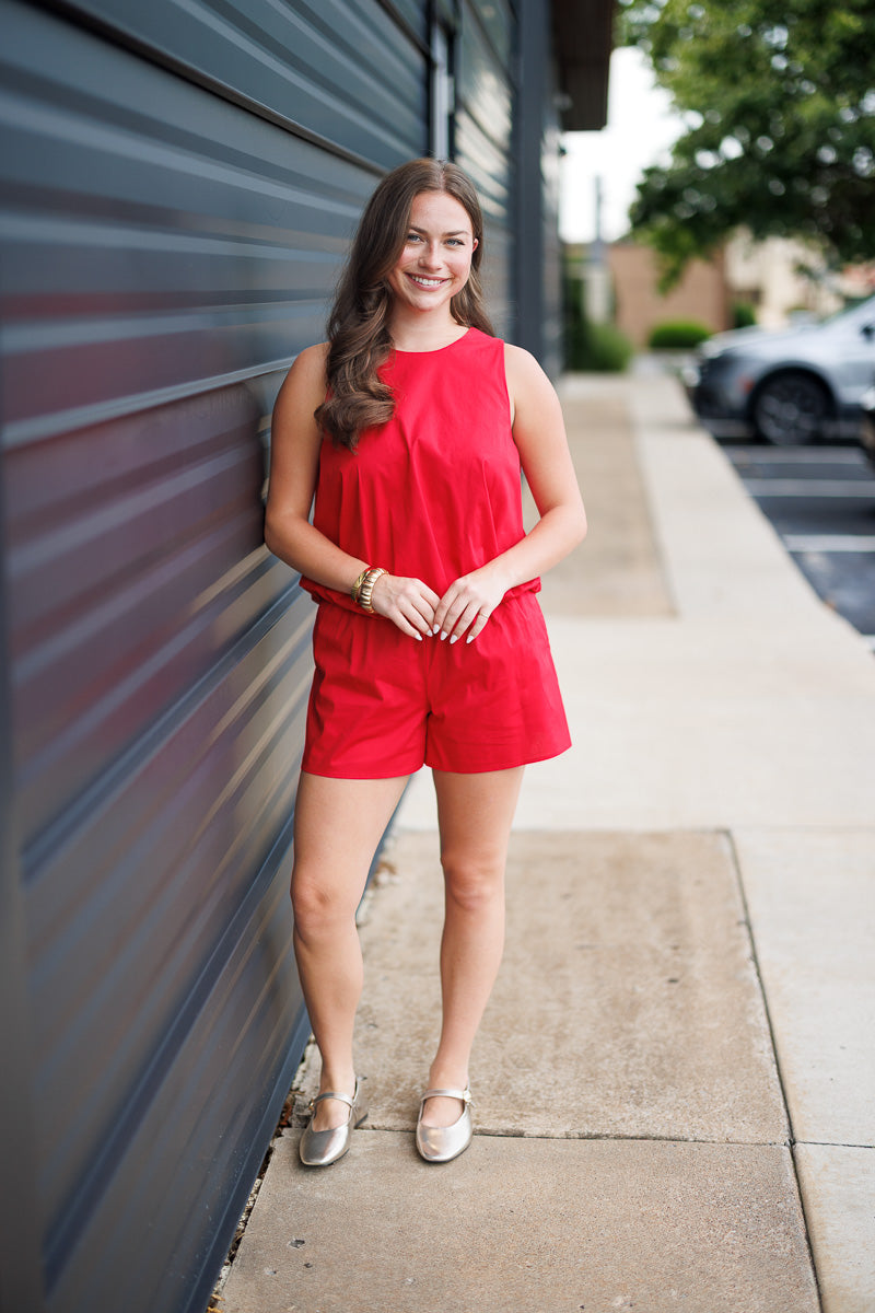 Faye Woven Shorts in Red
