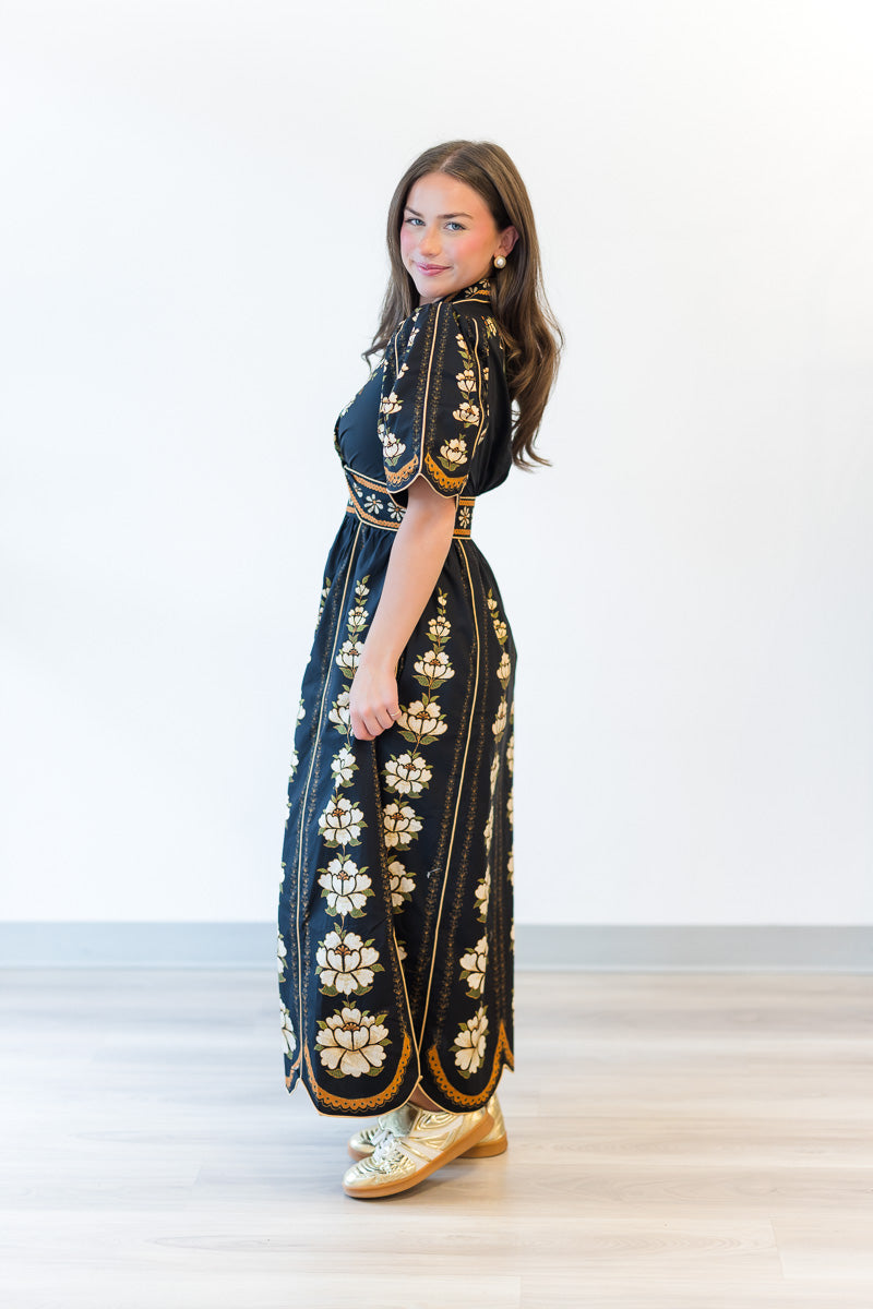 Midi Embroidered Flowers Dress in Black