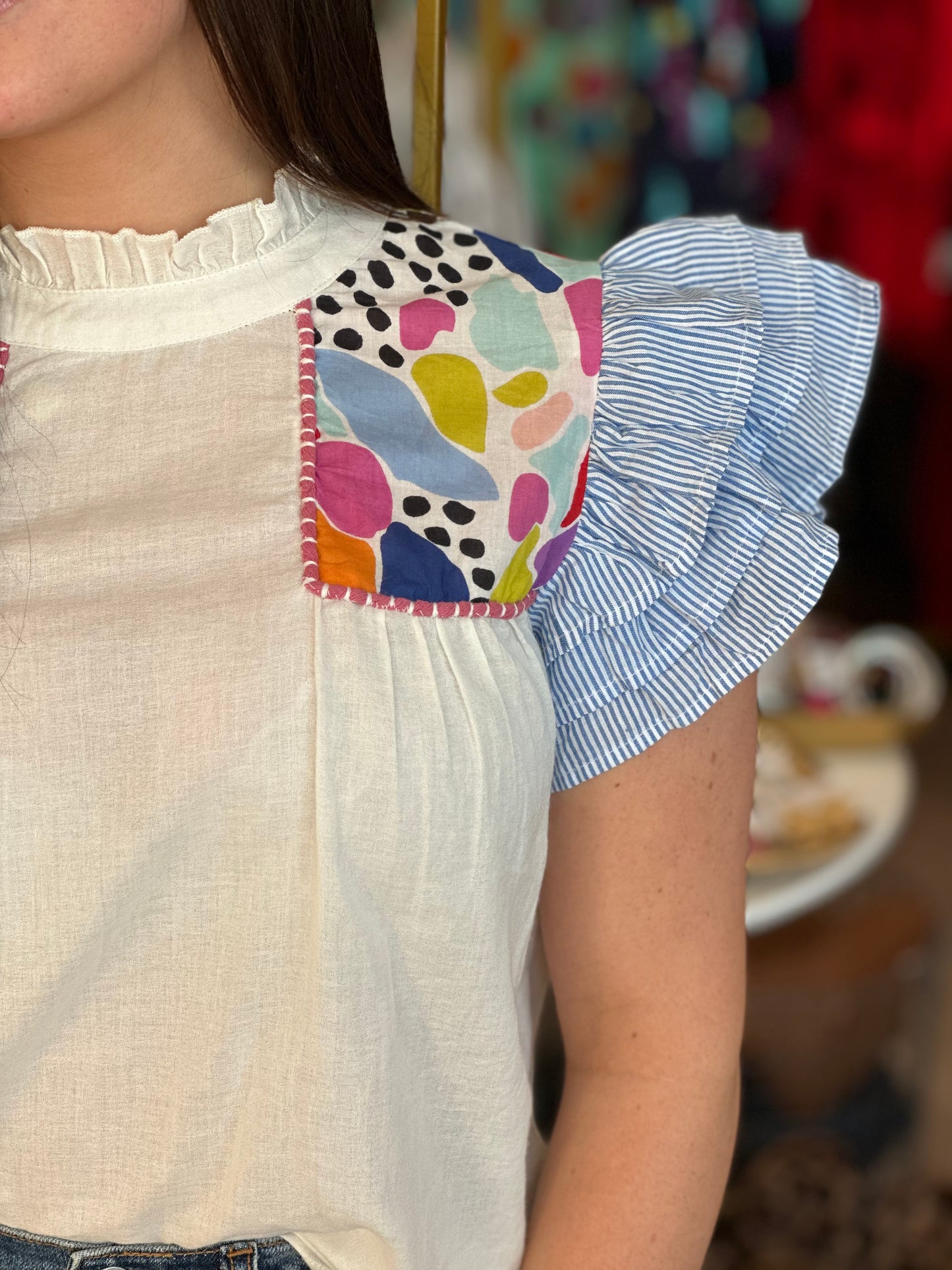 White Ruffle Sleeve Tee W/Pop Print