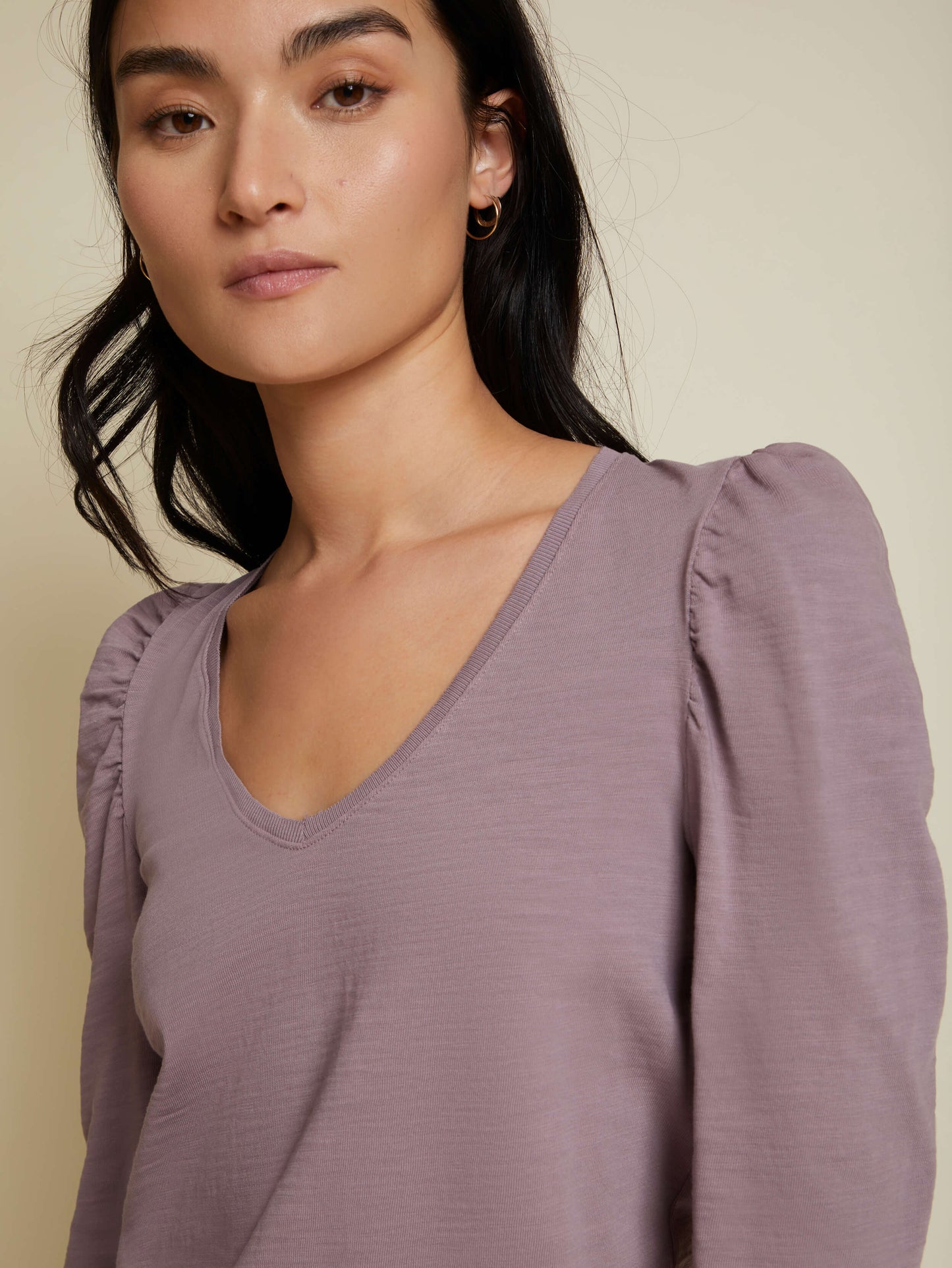 Elizabeth Tee in Hopeless Romantic