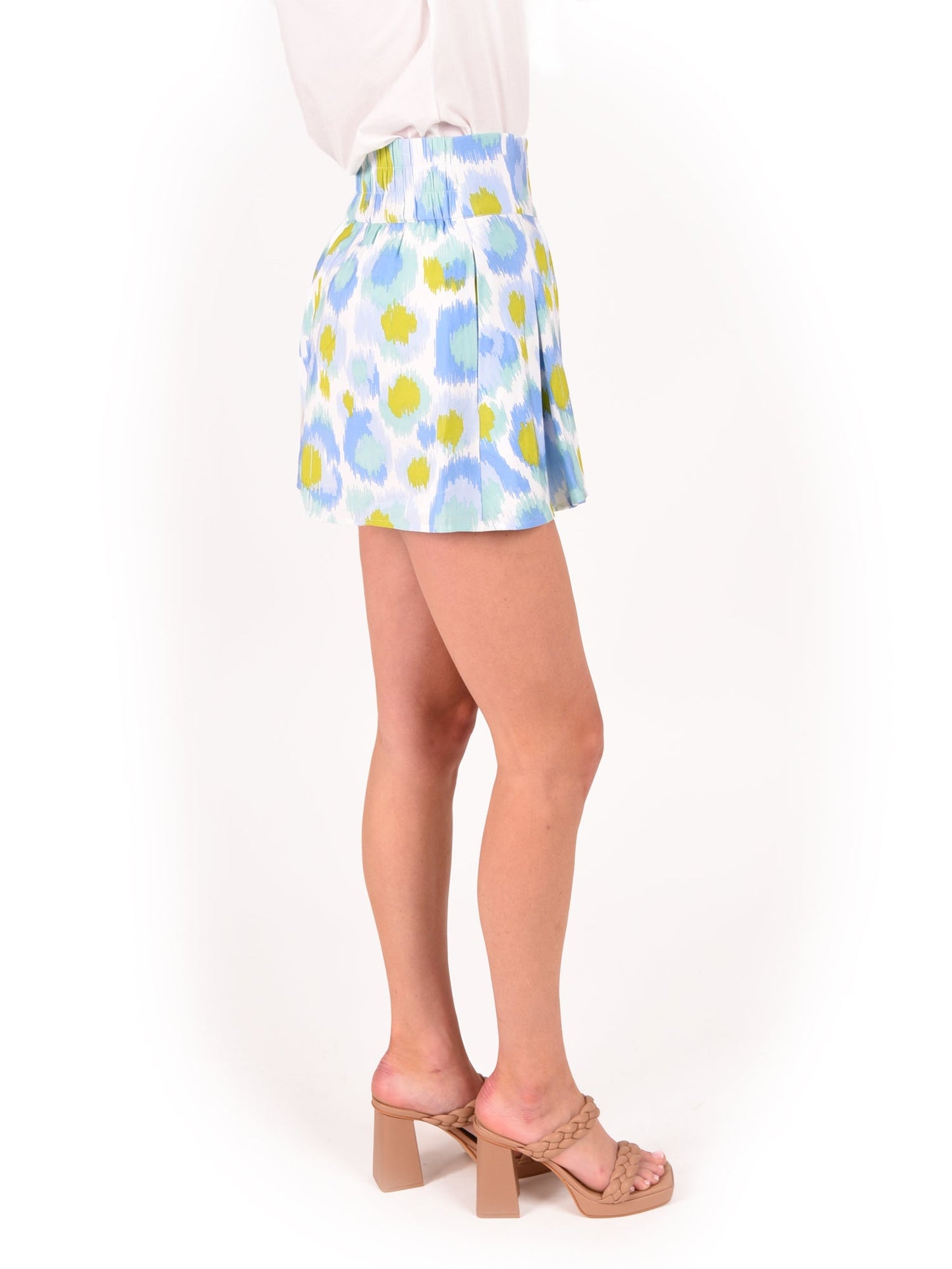 Party Shorts in Cheetah Ikat