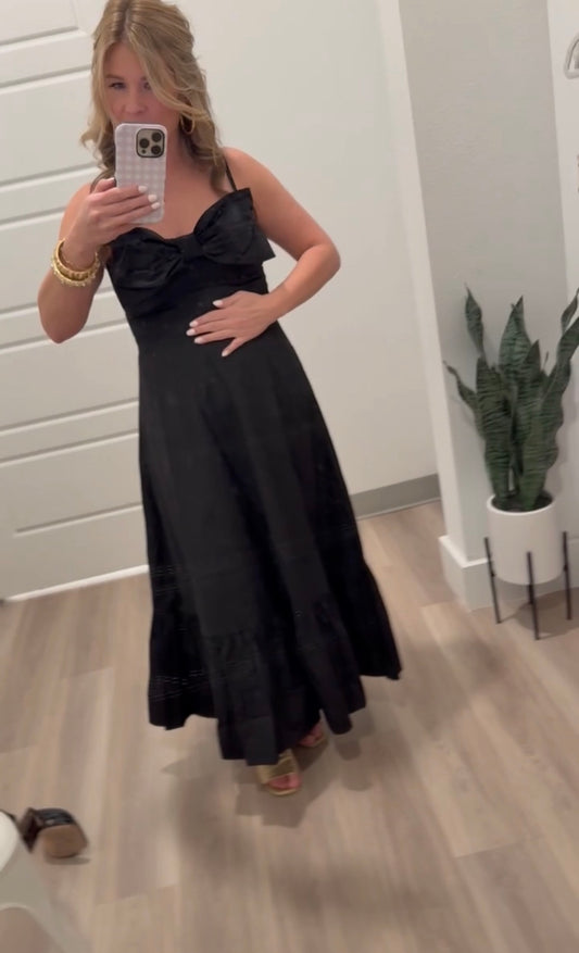 Jenny Bow Detail Midi in Black