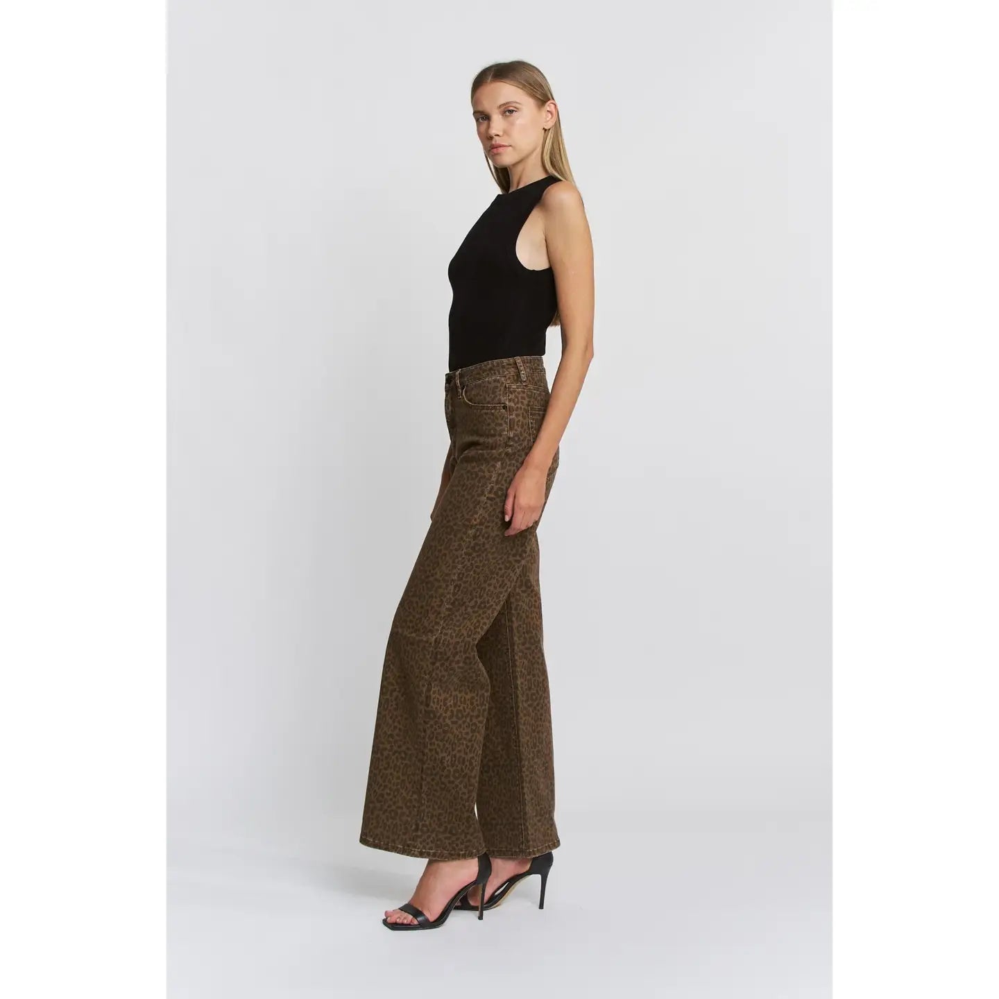 Super High Wide Leg Leopard Jeans in Brown Derby