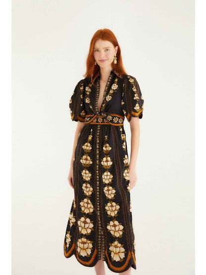 Midi Embroidered Flowers Dress in Black