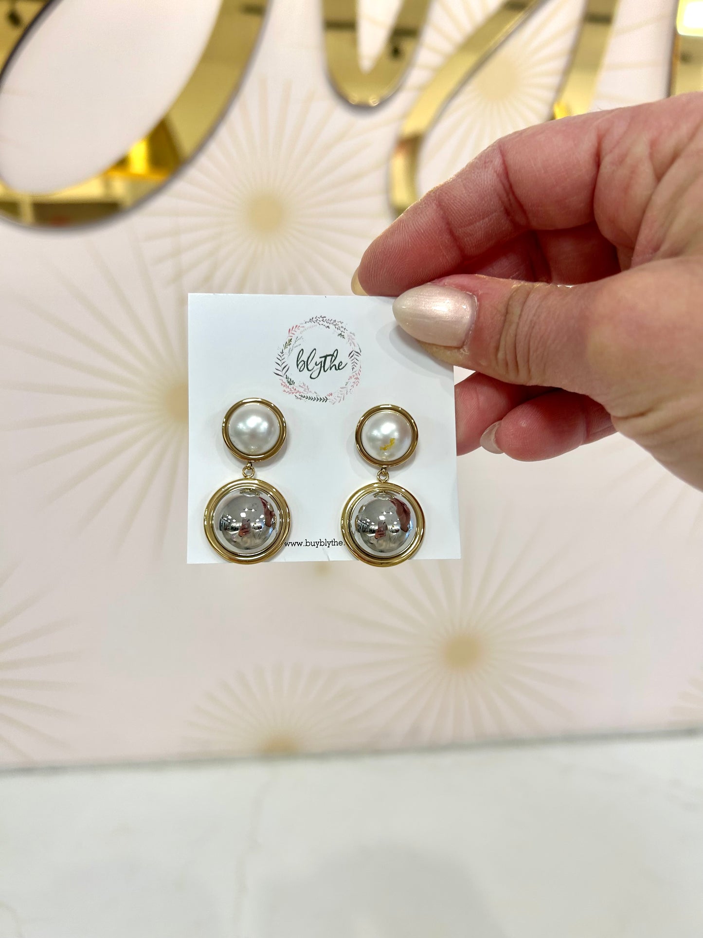 Luxe Pearl Earrings