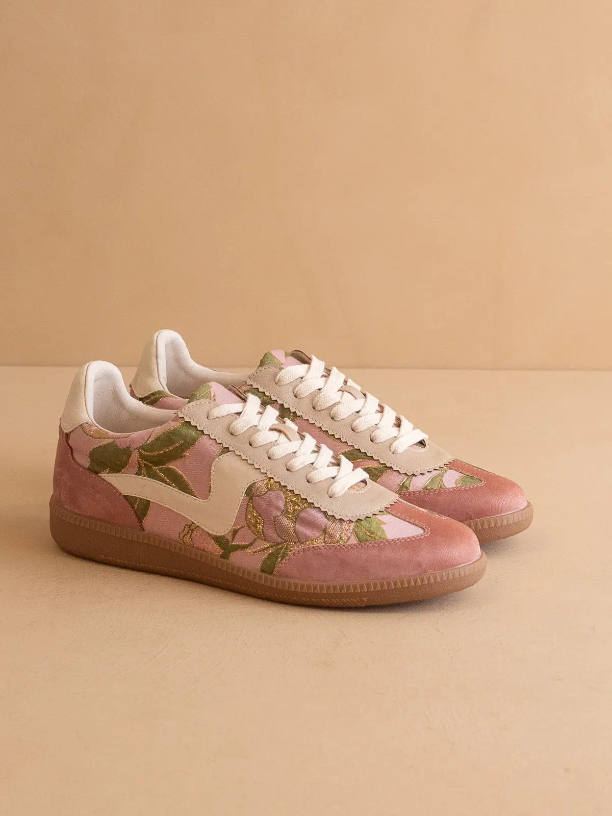 Rose Garden Classic Low Top Sneakers