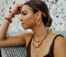 Load image into Gallery viewer, Aslen Hoop Earring in Gold

