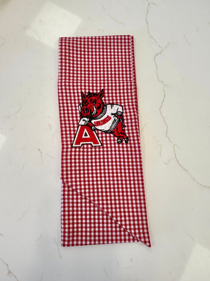 Hog Gingham Wreath Sash