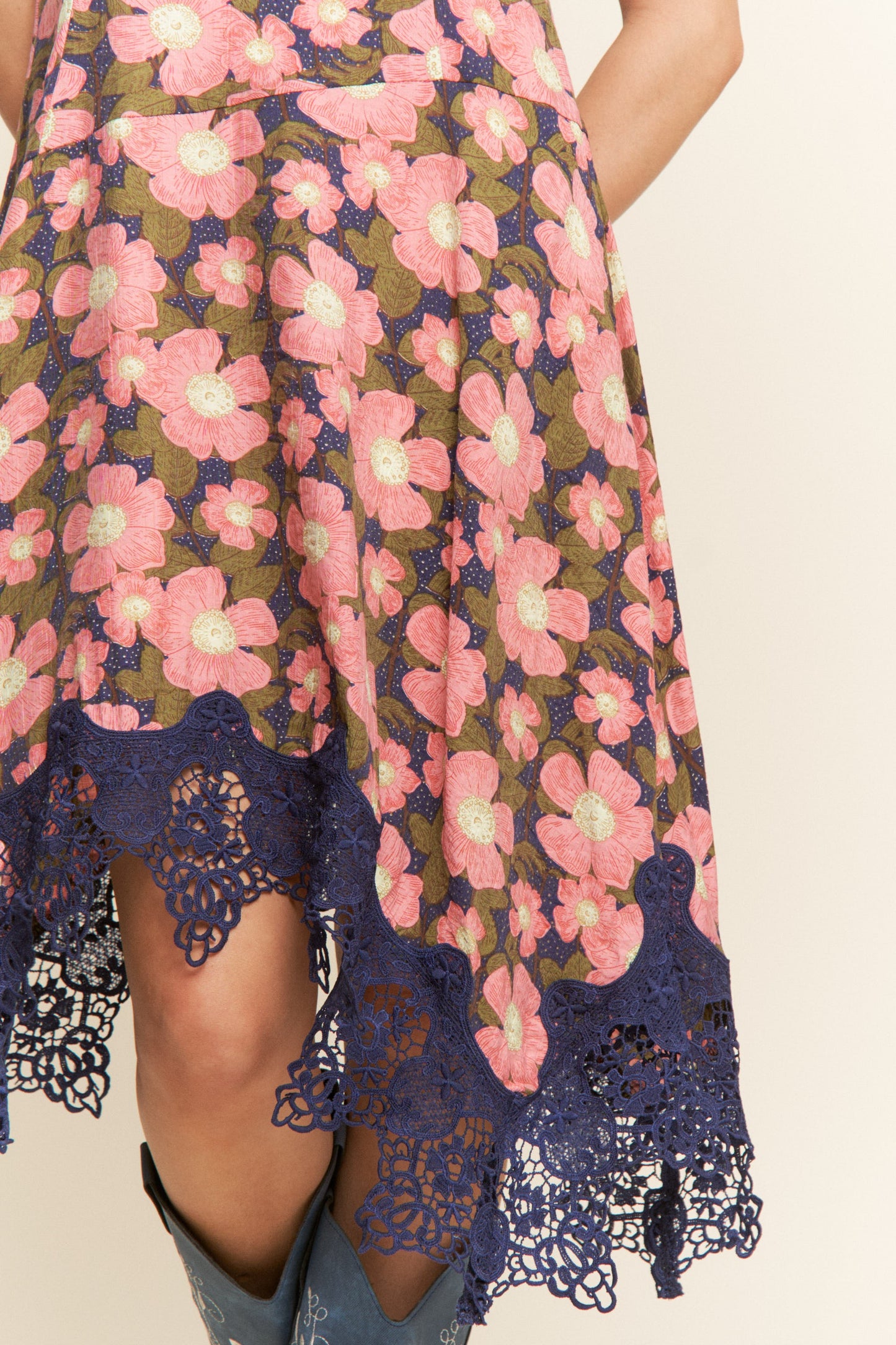 Jada Floral Print Dress in Blue