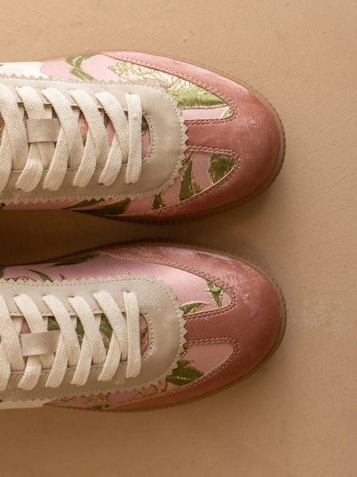 Rose Garden Classic Low Top Sneakers