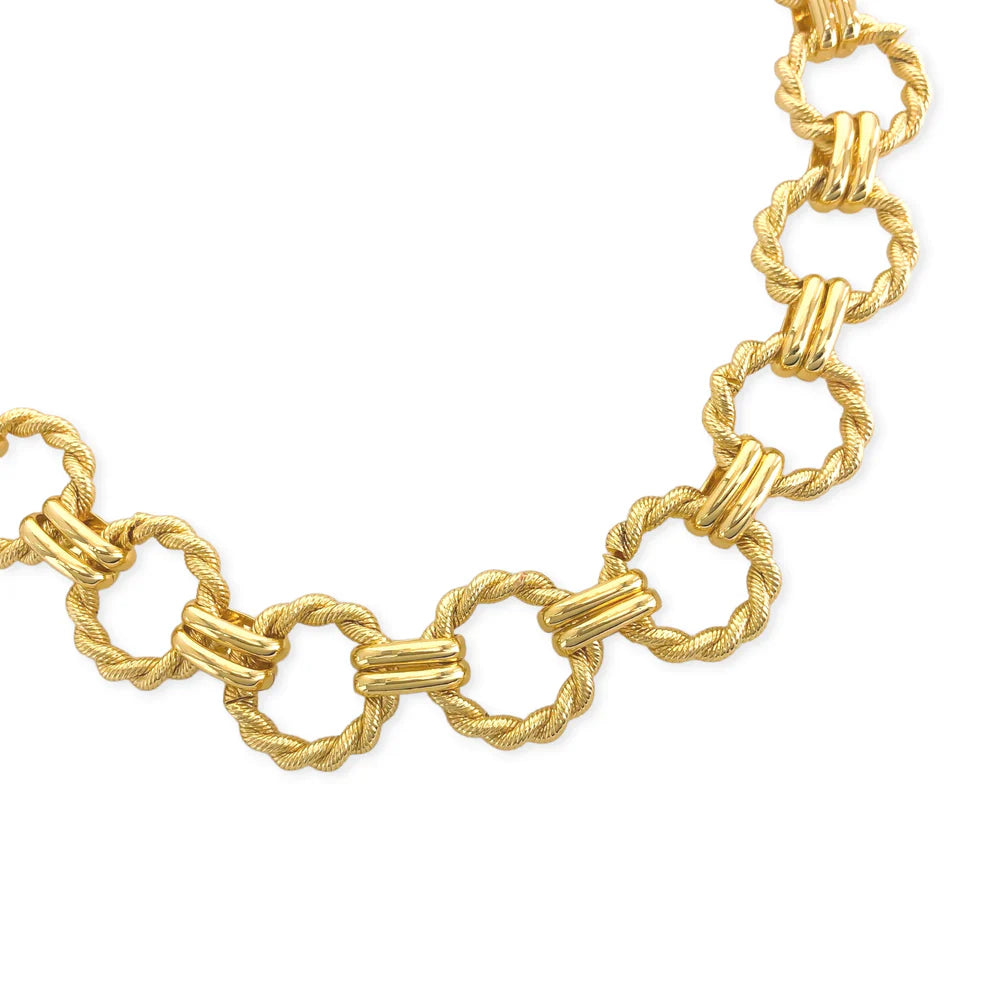 Twisted O Chain Necklace