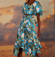 Load image into Gallery viewer, Anthurium Garden Blue Asymmetric Midi Skirt
