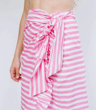 Load image into Gallery viewer, Duval Stripe Sandy Sarong
