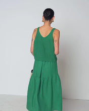 Load image into Gallery viewer, Cece Sweater Tank in Green
