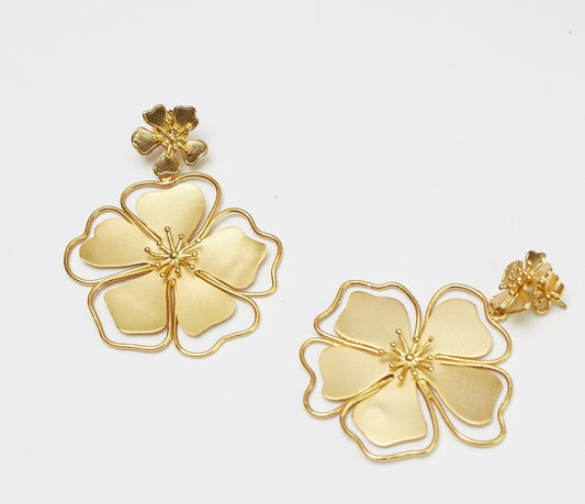 Andrea Earrings in Gold
