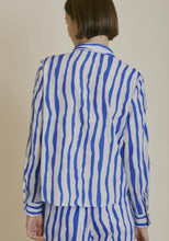 Load image into Gallery viewer, WaterColor Stripe Shirt in Sky
