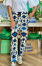 Load image into Gallery viewer, Ikat Print Pant
