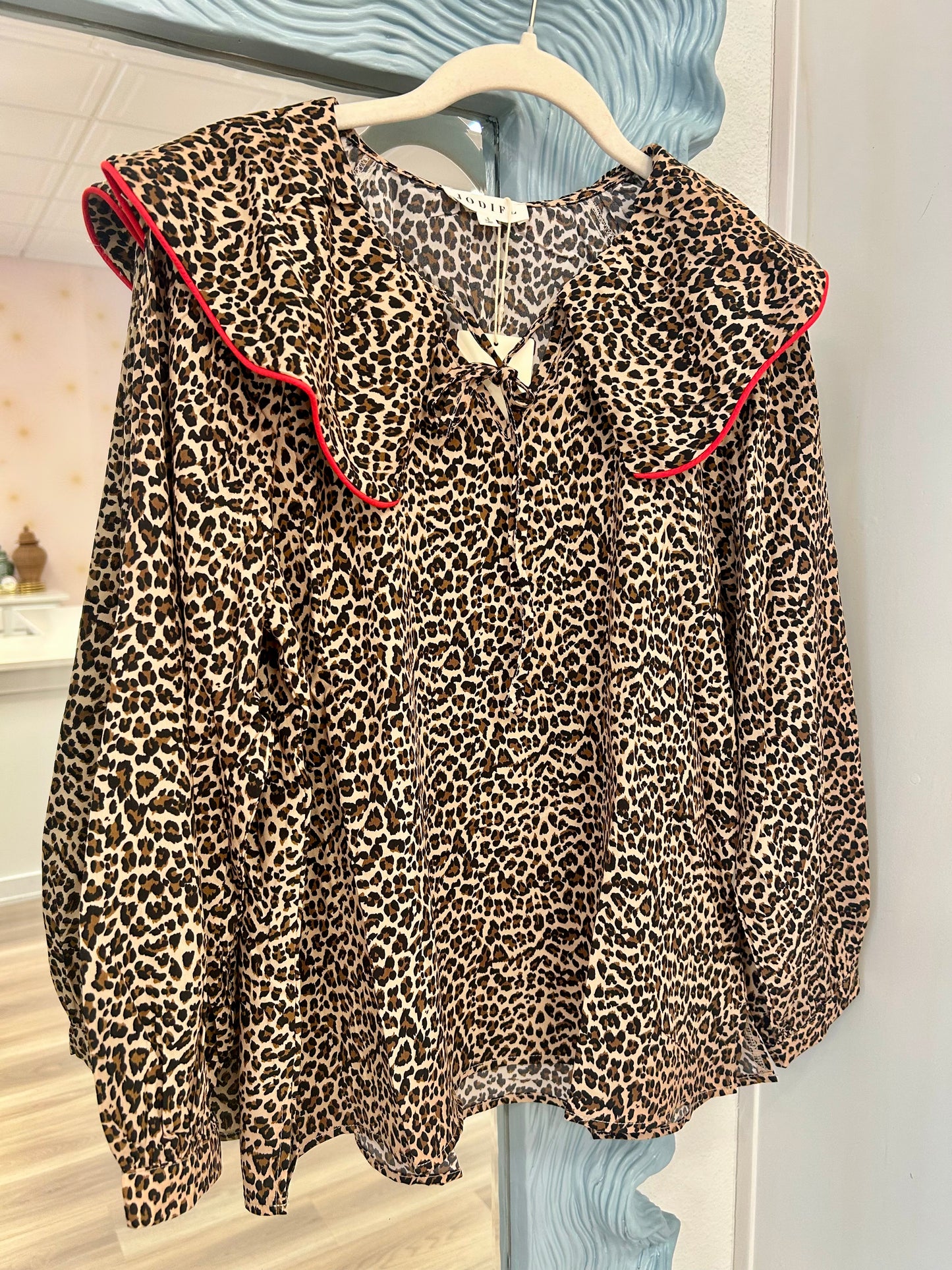 Melanie Blouse in Leopard/Red