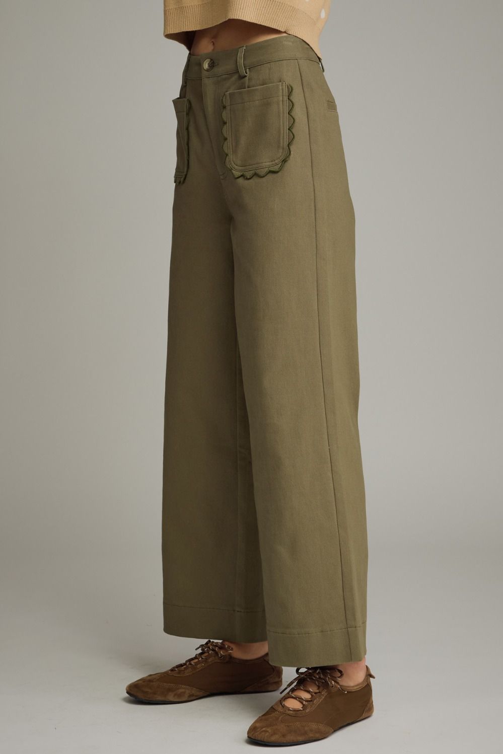 Oli Scalloped Pant in Olive