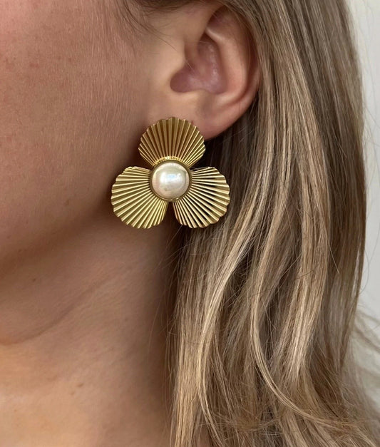 Petals and Pearl Studs