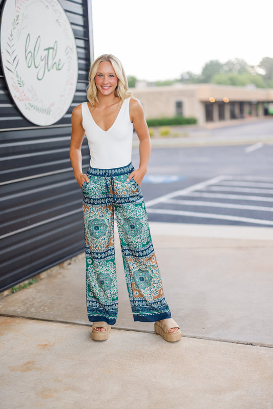 Retha Medallion Multicolor Pants
