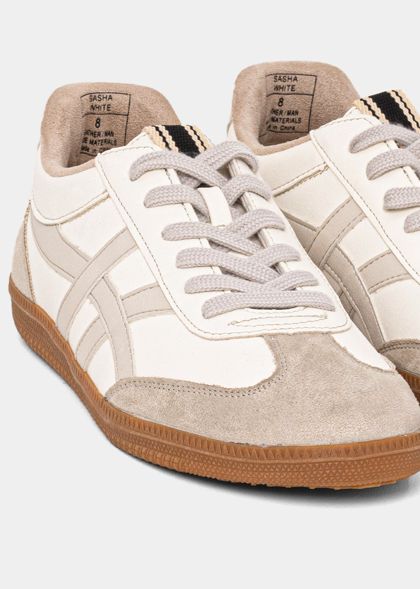 Sasha White/Beige Sneakers