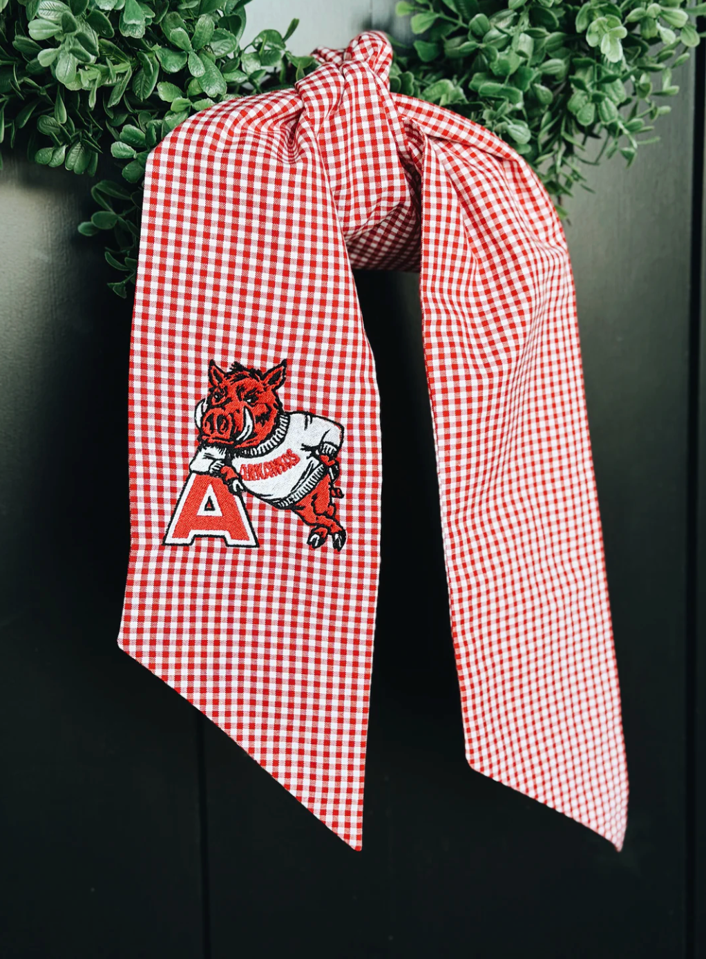 Hog Gingham Wreath Sash