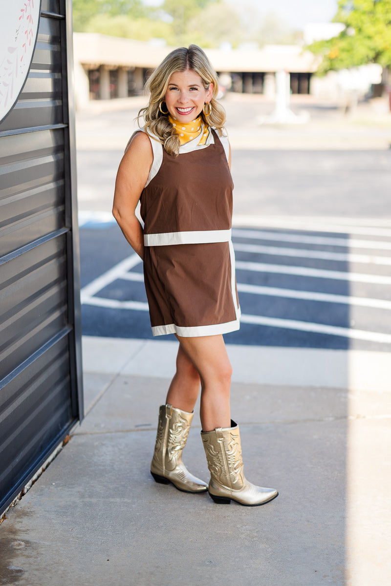 Espresso Contrast Trim Top