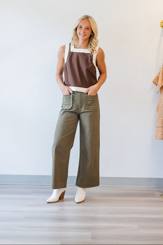 Oli Scalloped Pant in Olive