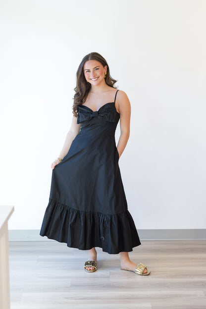 Jenny Bow Detail Midi in Black