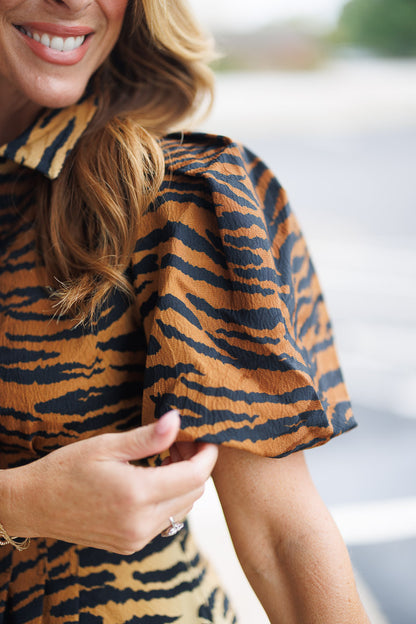 Britt Top in Tiger Jacquard