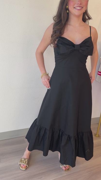 Jenny Bow Detail Midi in Black