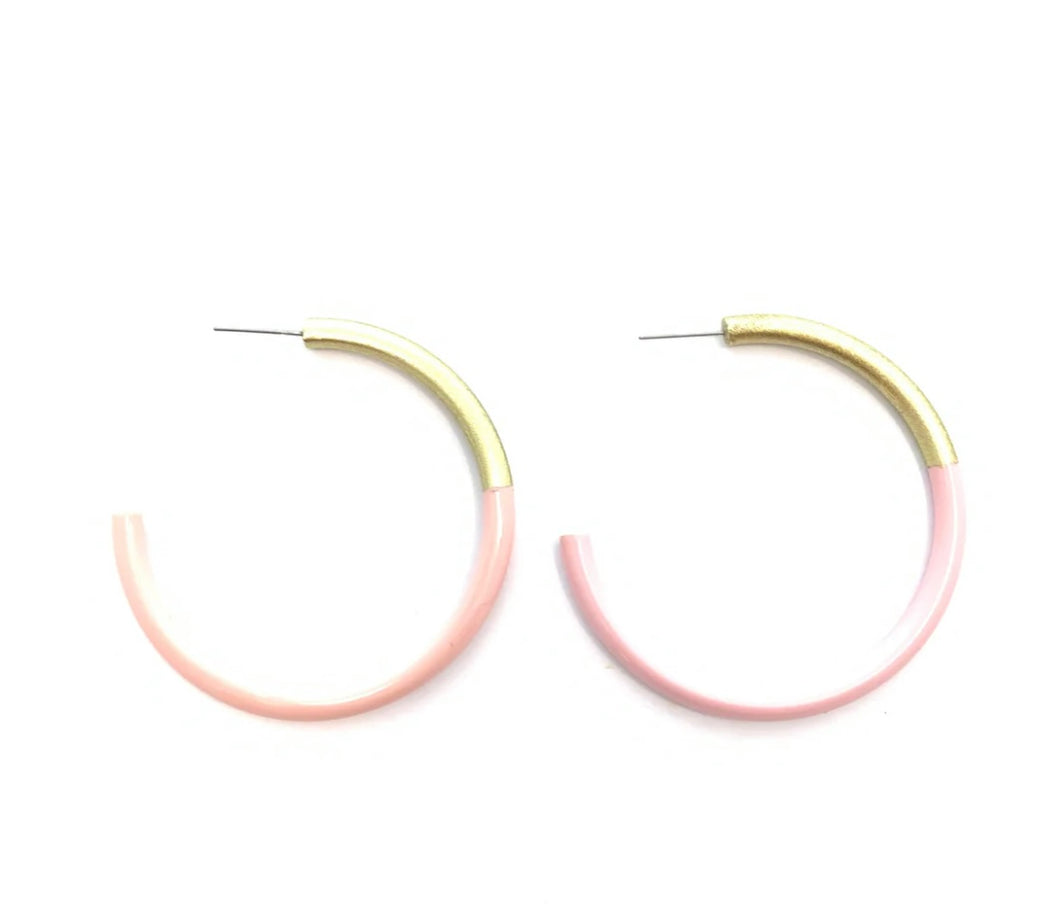 Elizabeth Large Hoop Earring in Baby Pink