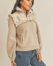 Load image into Gallery viewer, Quilted Fleece Pullover in Taupe
