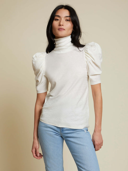 Dawn Turtleneck in Off White