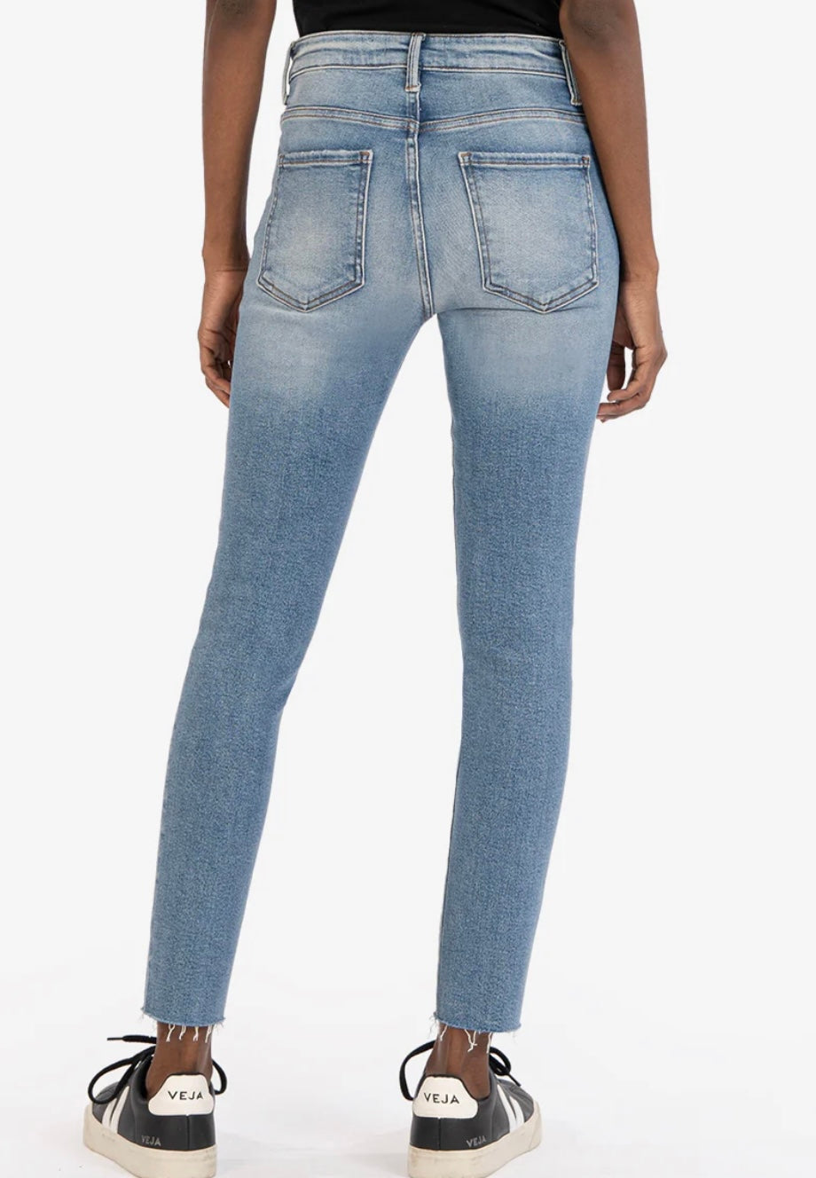 FINAL SALE Charlize High Rise Cigarette Leg Jean in Effortless