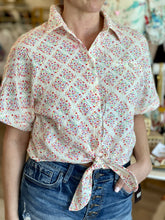 Load image into Gallery viewer, Button Front Top in Multi Diamond Print
