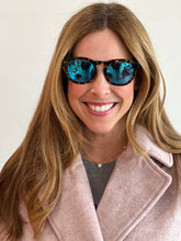 Load image into Gallery viewer, Val Blue Sunglasses
