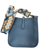 Load image into Gallery viewer, Large Blue Messenger w/Tan/Blue Strap
