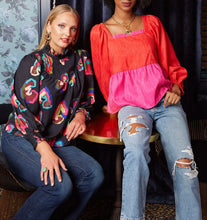 Load image into Gallery viewer, Jamey Top in Mollie Pink
