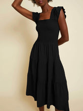 Load image into Gallery viewer, Josie Square Neck Dress in Black

