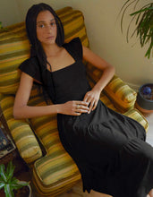 Load image into Gallery viewer, Josie Square Neck Dress in Black
